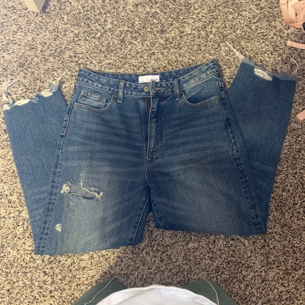 Vervet Distressed Jeans (Style#: VT1151)
